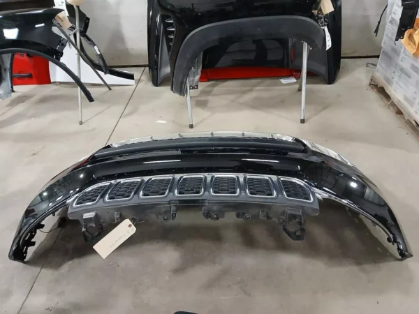 Jeep Grand Cherokee 2024 Front Bumper 2954707 - Image 2